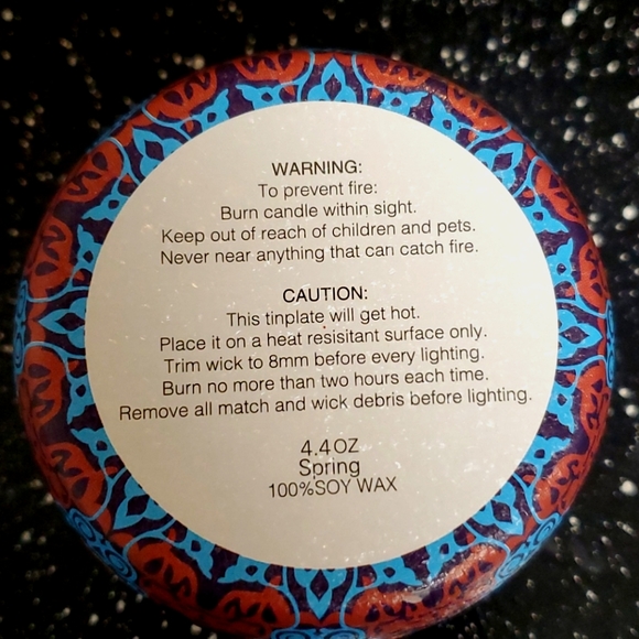 Rose Scented Candle 🕯 - Picture 4 of 4